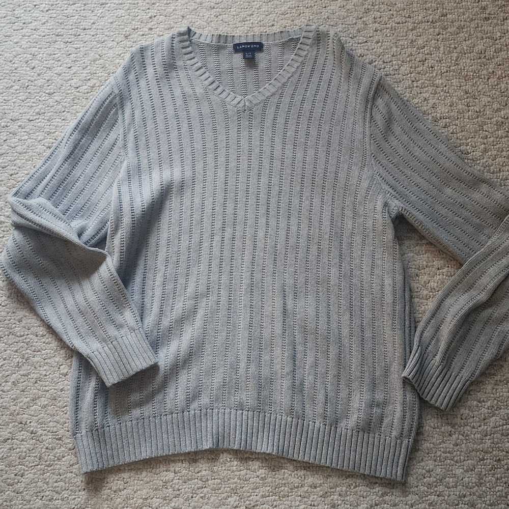 Lands end V neck sweater